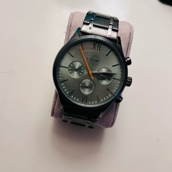 Men’s Gunmetal Fossil Watch - Picture 2 of 6